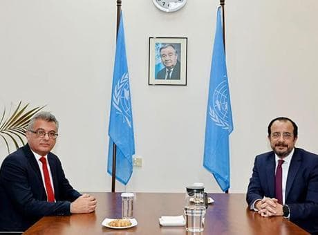 Erhürman ile Hristodulidis ara bölgede bir araya geldi: Kritik görüşme 1 saat sürdü
