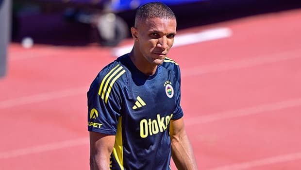Fenerbahçe, Brezilyalı stoperi Becao'yu Rusya Premier Lig'e gönderdi