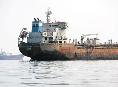 Hürmüz Boğazı'nda tanker savaşı: ABD ve İran karşılıklı hamle yapıyor