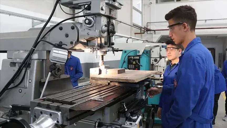 Mesleki Eğitimde Devrim: Geleceğin Meslekleri İçin Yeni Modeller Hayata Geçiyor